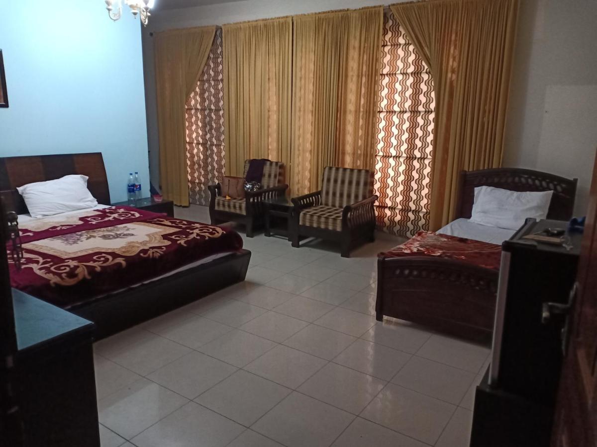 Bed and Breakfast Tourist Hub Islamabad Exterior foto
