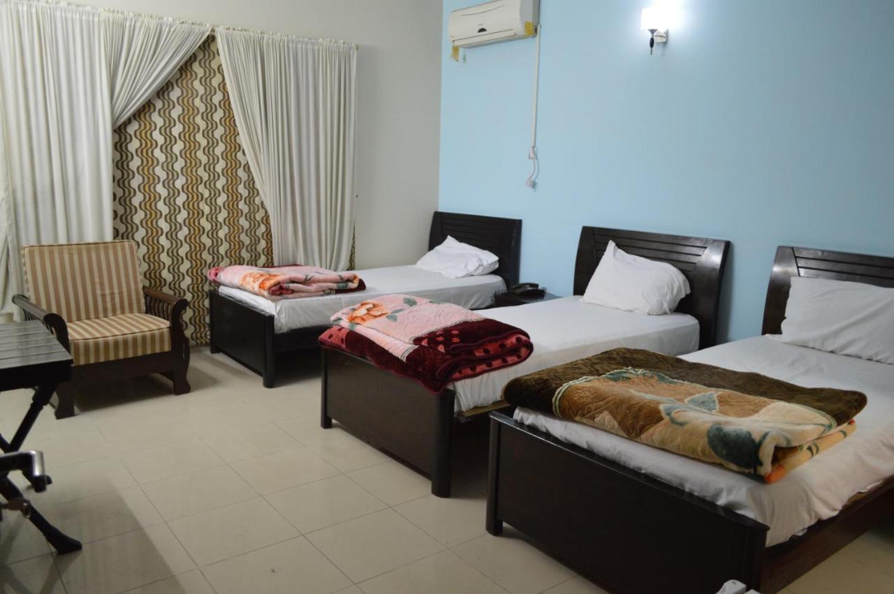 Bed and Breakfast Tourist Hub Islamabad Exterior foto