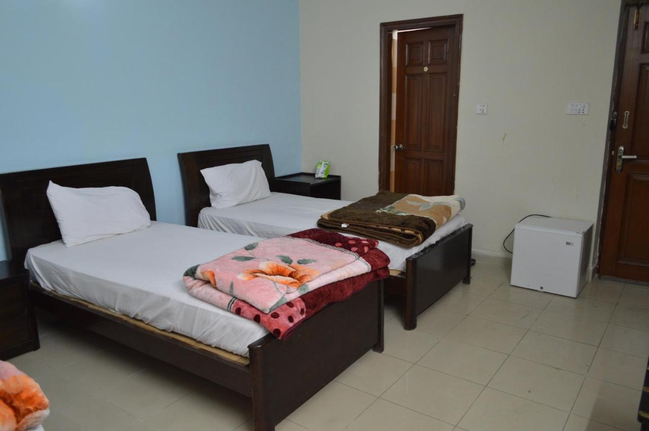 Bed and Breakfast Tourist Hub Islamabad Exterior foto